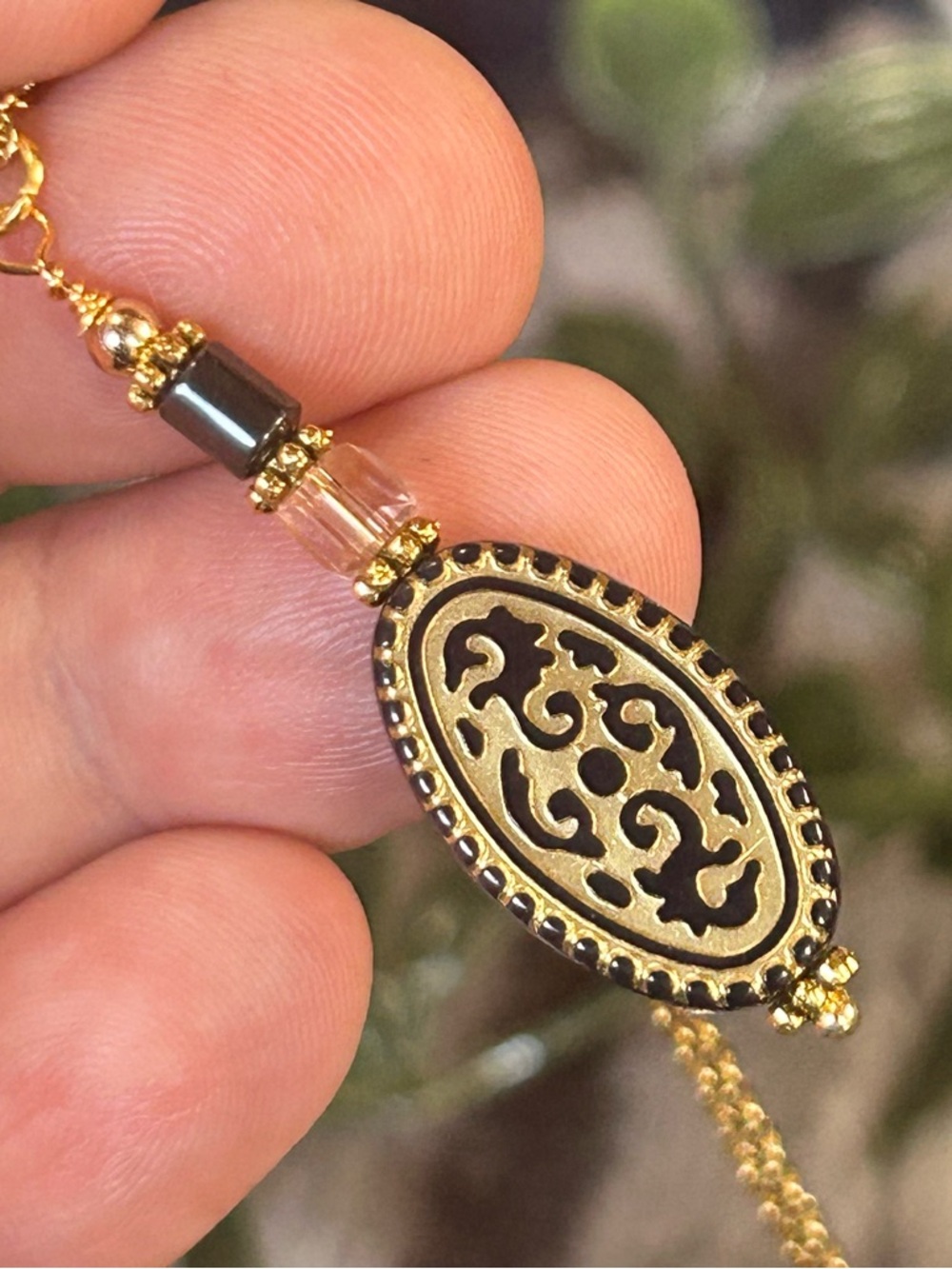 Handcrafted elegant oval art glass beaded pendant on chain necklace